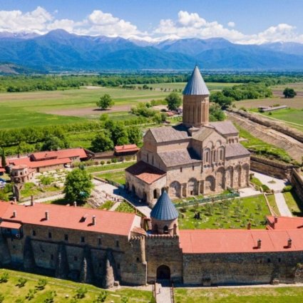 Kakheti-Wine-Region-AdobeStock_505635080-scaled-850x680-f50_50